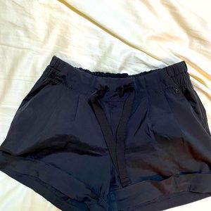 Lululemon black shorts